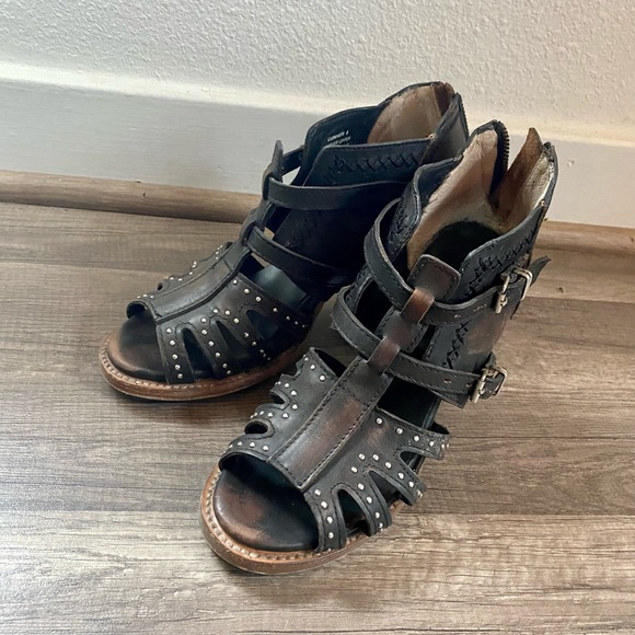 Freebird by Steven Connor sandal - Picture 3 of 5